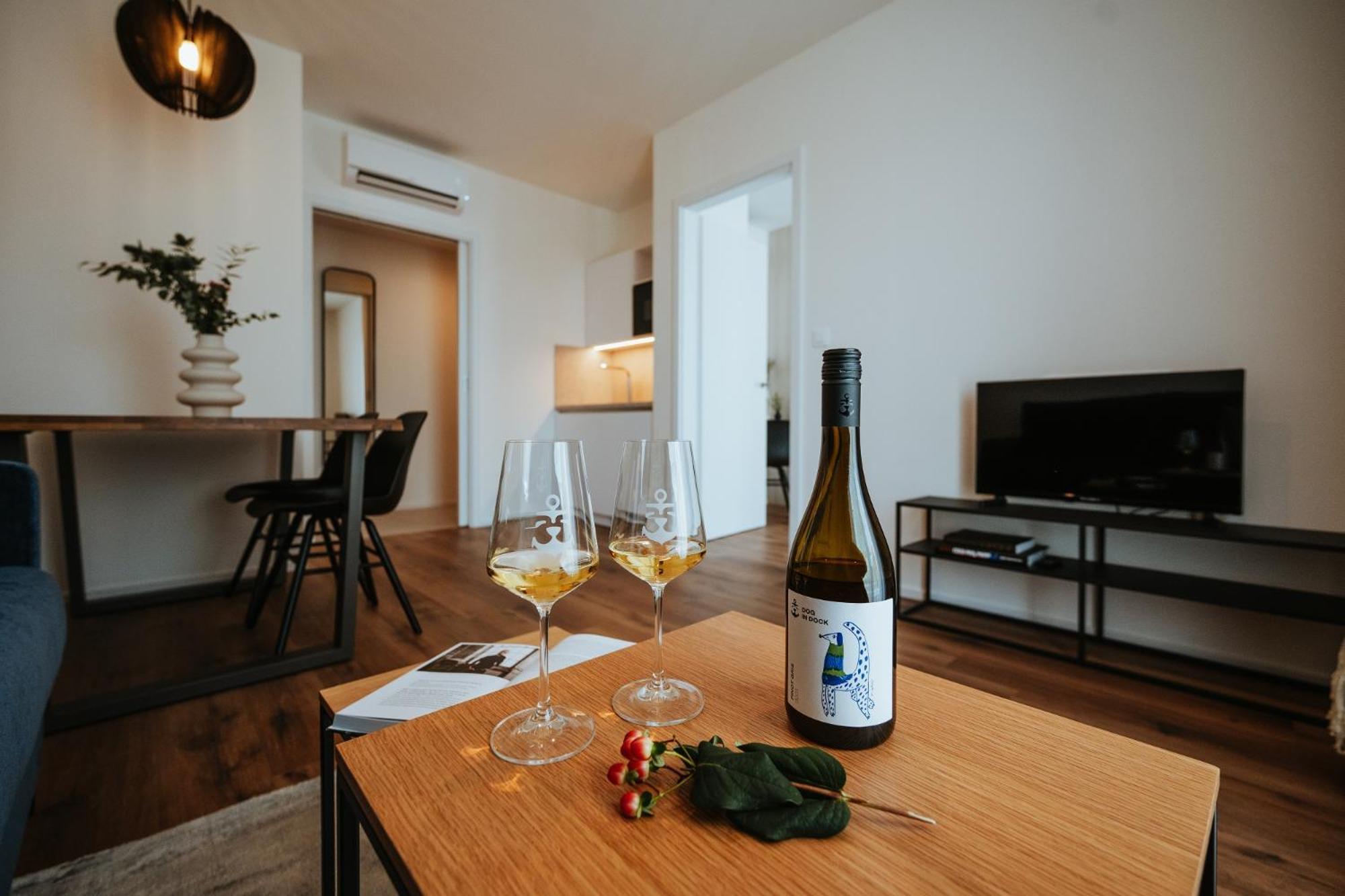 Apartmany Dog In Dock Veseli nad Moravou Luaran gambar
